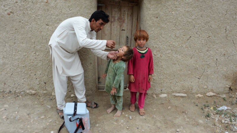 طالبان: په کندز او تخار کې د واکسیناتورانو  وژنه 