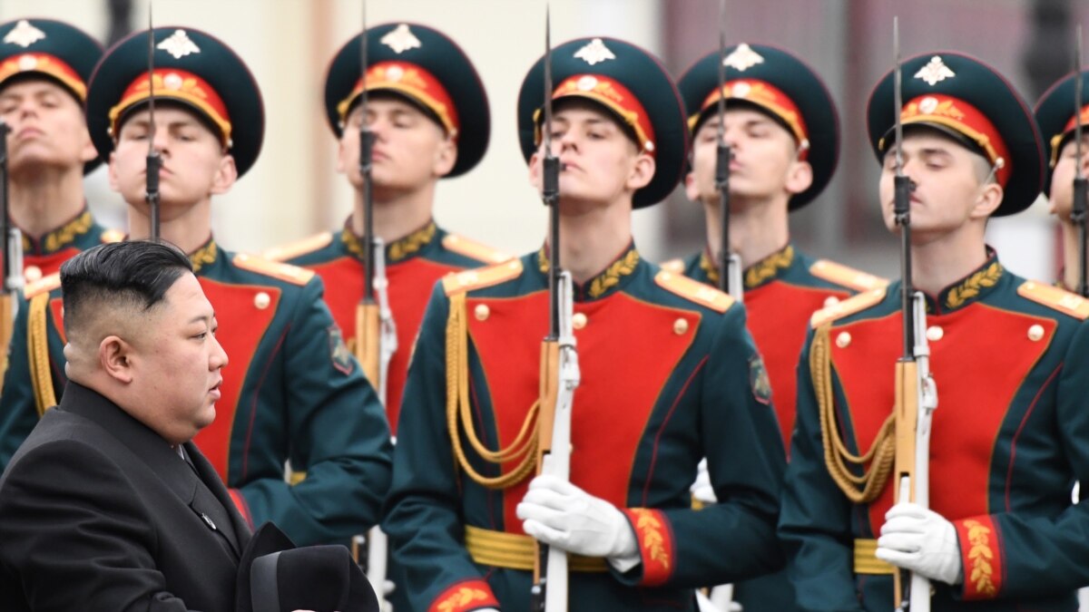 Як у Росії зустрічають лідера КНДР Кім Чен Ина – фотогалерея