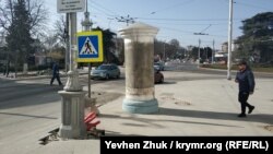 Та самая тумба для афиш