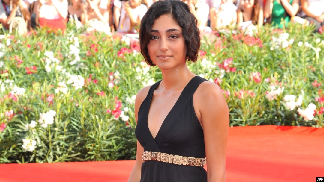 Eshakda oyoq porno video