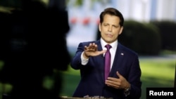 Anthony Scaramucci în cursul unui interviu de la Casa Albă la 26 iulie