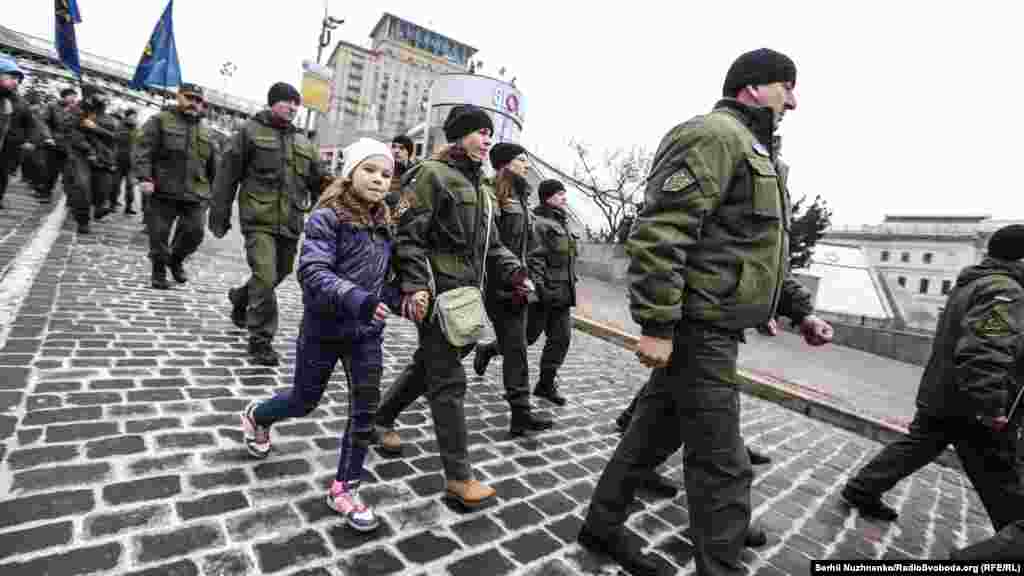 Сейчас в действующем украинском законодательстве понятие «доброволец» отсутствует, отсутствует и определение понятия «добровольческие формирования».
