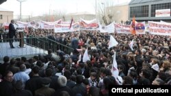 Armenian President Serzh Sarkisian speaks at a campaign rally in the Gegharkunik region on April 25.