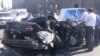 Վթարի ենթարկված մեքենան, որում գտնվել են հանցավոր խմբի անդամներից մի քանիսը, Երևան, 23-ը սեպտեմբերի, 2011թ․