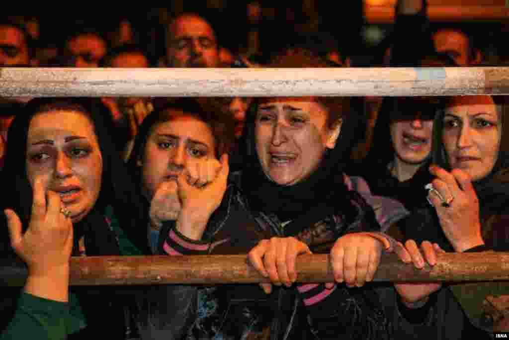 Balal&#39;s relatives cry as the time of the execution approaches.