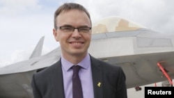 Sven Mikser