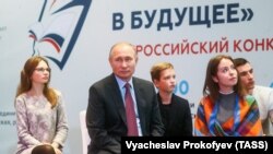 Putin yanvarın 11-də Moskvada tələbələrlə də görüş keçirib