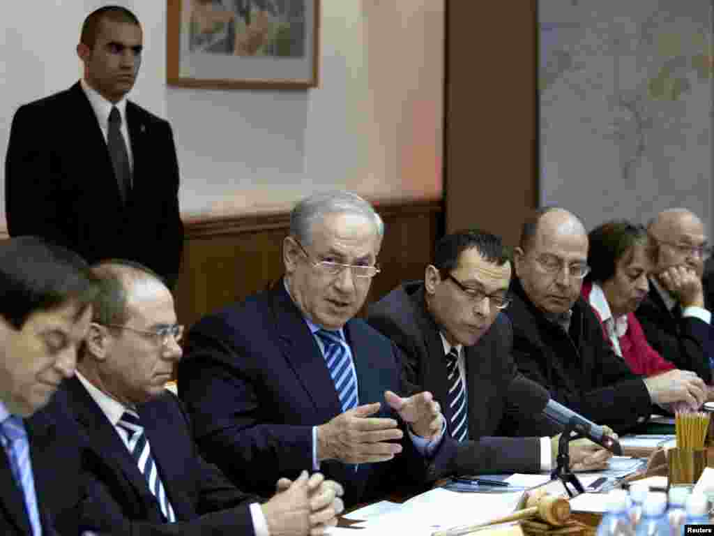 Израелскиот премиер Бенјамин Нетанјаху на седница на владата 