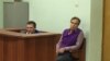Александр Кочнев (справа) в суде, 14 сентября 2017 года 