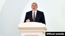 Озарбайжон президент Илҳом Алиев.