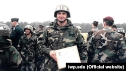 Питер Деббинс во время службы в армии США