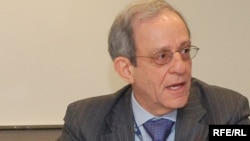 Daniel Serwer