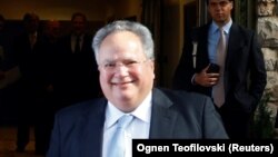 Шефот на грчката дипломатија Никос Коѕијас