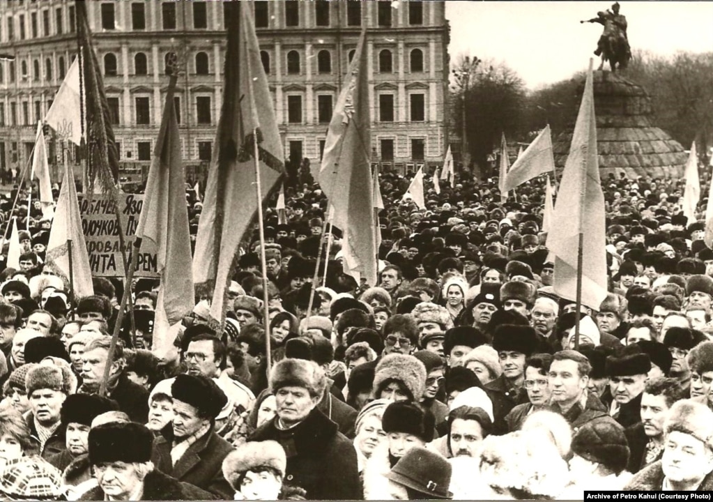 Київ.&nbsp;Про історію самого Акту Злуки 1919 року можна прочитати у статті &laquo;Акт Злуки: на шляху до створення Української держави&raquo;