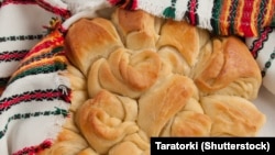 On Christmas Eve, traditional Bulgarian pitka bread is supposed to be made without any animal products whatsoever, including butter and eggs.