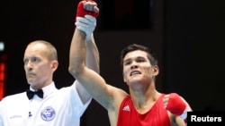 Қазақ боксшысы Данияр Елеусінов осымен екінші мәрте Азия ойындарының чемпионы атанды. Инчхон, 3 қазан 2014 жыл.
