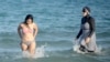 Türkmenistana bikini-kupalnikleri getirmek gadagan edildi