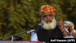 FILE: Maulana Fazlur Rehman, leader of Jamiat Ulma-e Islam (JUI), appears to have won the backing of most opposition parties for his “freedom march” protest.