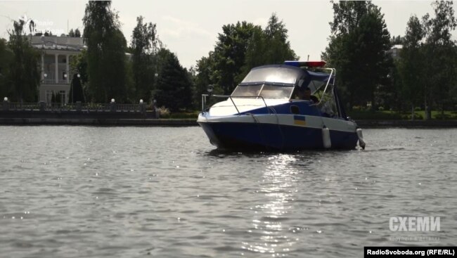 Катер водної поліції