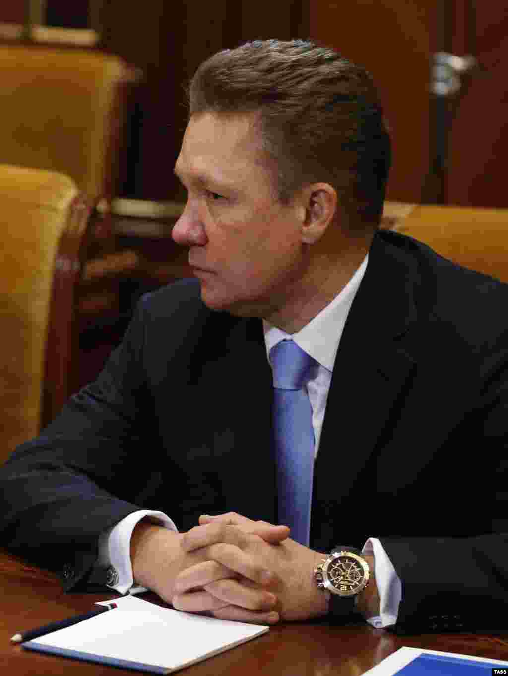 Şefului de la Gazprom, Aleksei Miller, ceasul de $112.000 sau 7.000.000 ruble&nbsp;îi dă siguranţă. Sursa: Ведомости 