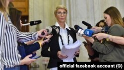 Raluca Turcan este susținută de PNL, USR și PMP, în încercarea opoziției de a obține al treilea post în ierarhia statului