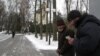 Belarusian Beggars Face Cold Shoulder