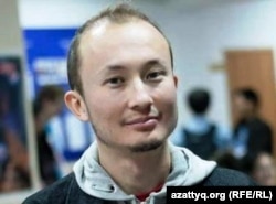 Казахский блогер Адиль Нурмаков.