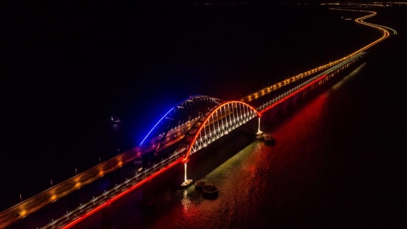 Путин ќе го отвори железничкиот сообраќај на мостот до Крим