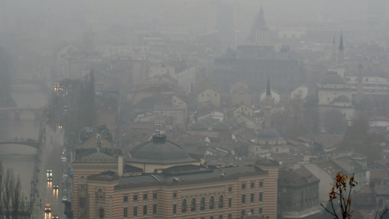 Vlada Kantona Sarajevo proglasila 'Uzbunu' zbog zagađenosti zraka