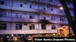  A bukaresti Matei Bel kórház a tűz eloltása után, 2021. január 29-én.