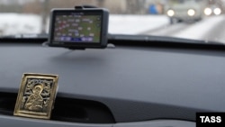 GPS-навигатор в российском автомобиле в Иваново