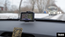 Soon to be redundant? A GPS navigation device in a car in Ivanovo, Russia. (file photo)