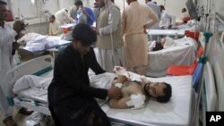 افرادی که در یک حمله انتحاری در ننگرهار زخمی شده اند در شفاخانه تحت تداوی قرار دارند. July 12, 2019