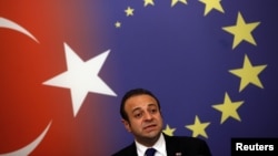 Госминистр Турции по вопросам ЕС Эгемен Багиш 