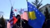 Zastave SAD u ulici nazvanoj po Bidenovom sinu na Kosovu