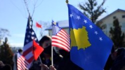 Zastave SAD u ulici nazvanoj po Bidenovom sinu na Kosovu
