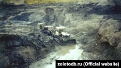 Золотодобыча в Магаданской области, архивное фото
