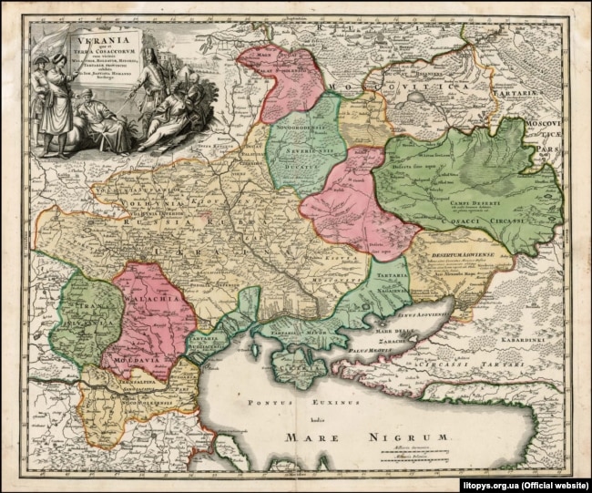 Нова редакція (1720 року) мапи України Йоганна-Баптиста Гоманна, яка була видана в Нюрнберзі у 1716 році. Назва мапи: «Vkrania que terra Cosaccorvm...» («Україна – територія козаків…»). На самій мапі в лівій частині є напис UKRAINA, а поряд RUSSIA RUBRA. А за межами основних частин мапи, які виділені різними кольорами, зверху у правій частині на білому тлі є напис RUSSIA. (Щоб відкрити мапу у більшому форматі, натисніть на зображення. Відкриється у новому вікні)