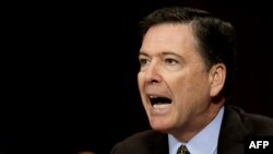 Drejtori i shkarkuar i FBI-së, James Comey.