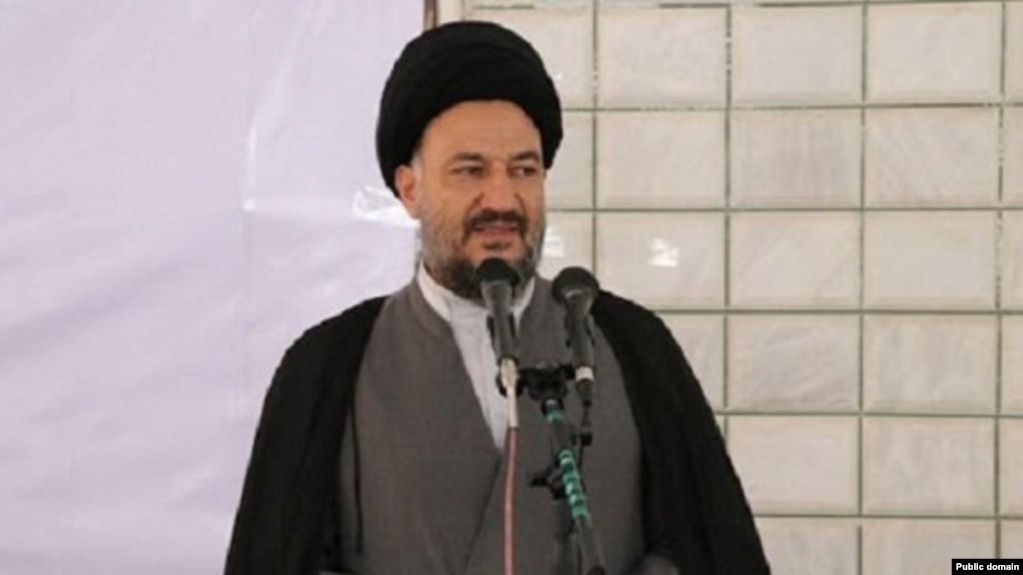 Shojauddin Abtahi, the Friday Prayer Imam of Iranshahr resigned after he distributed cash to day laborers without work. FILE PHOTO