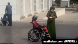 Türkmenistanlylar. Aşgabat (arhiw suraty).