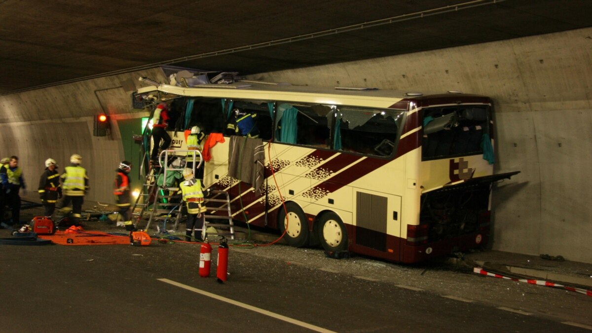 В Хорватии возросло число жертв аварии чешского автобуса