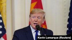 خامنه اي پرون د جمعې د لمانځه په خطبه کې ټرمپ مسخره وباله.