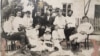 Родина Кирпенків біля флігеля, 1921 рік