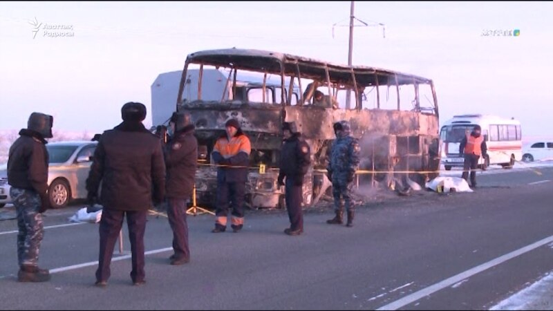 Водителям сгоревшего в Актюбинской области автобуса продлили арест 