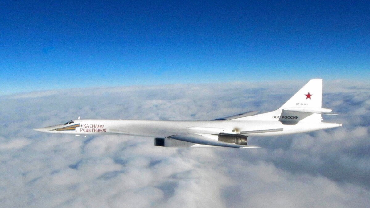 До Венесуели прибули два російські бомбардувальники, здатні перевозити ...