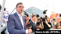 Aleksandar Vučić promoviše domaći turizam