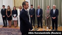 Новиот грчки премиер Кирјакос Мицотакис денеска положи заклетва