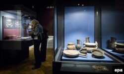 The treasures were borrowed from four museums in Crimea and one in Kyiv for an exhibition in early 2014 at Amsterdam's Allard Pierson Museum.