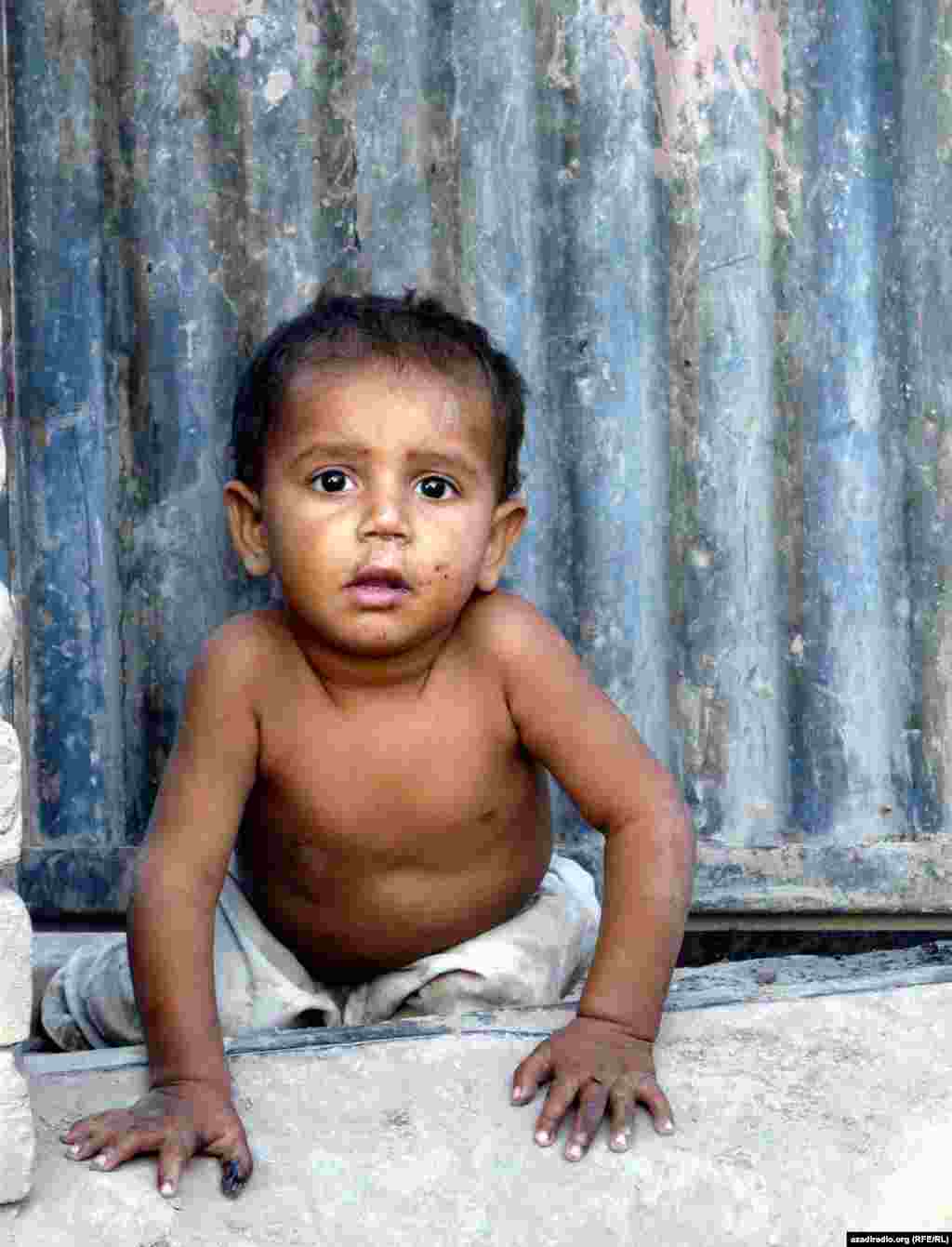 A child living in a UN camp. Photo by RFE/RL's Radio Free Afghanistan.